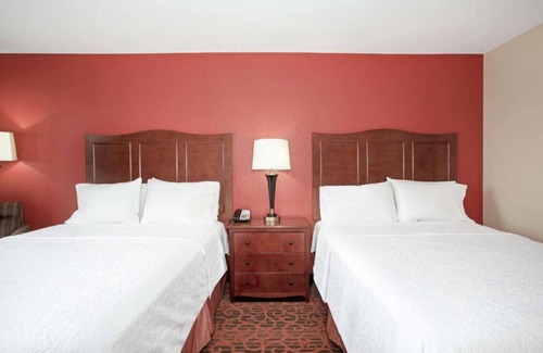 Lone Tree House | The best of Lone Tree at your fingertips!