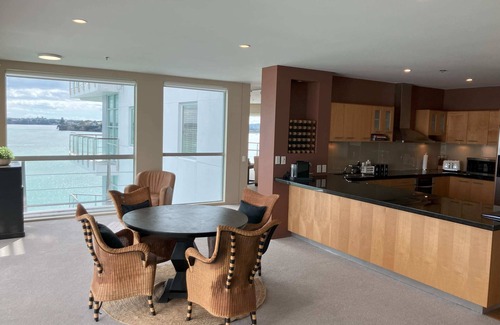 Auckland Central Business District Apartment | THE BEST |Unsurpassed VIEW, Superb 3 Bdrms
