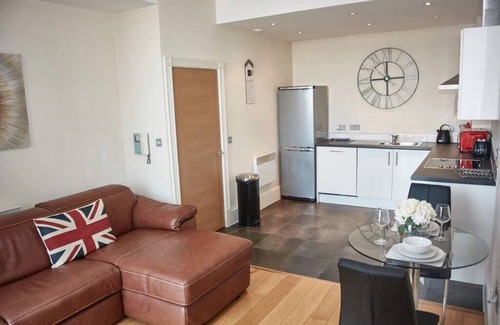 Southport Apartment | The Bliss Suite Summa