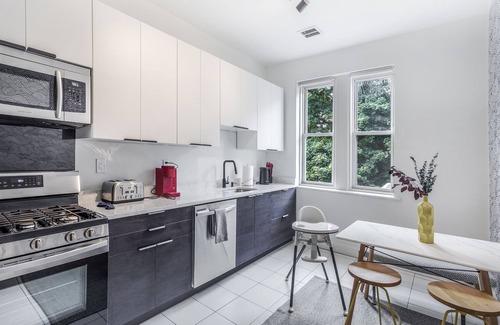 McGinley Square Apartment | The Blue Luxury & Close to Path to NYC ; Parking Avail
