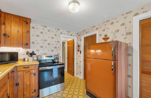 Melvin Village House | The Blue Spruces Waterfront Estate on Lake Winnipesaukee in Melvin Village B