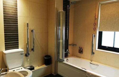 Neath Hotel | The BlueBell Hotel