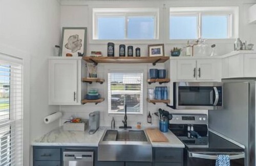 Fredericksburg Cottage | The Bluebonnet - 026