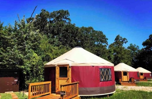 Emory Cabin | The Bluebonnet Yurt is a romantic yurt getaway with private outdoor shower