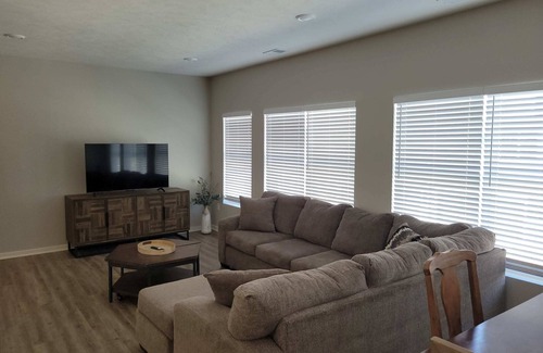 Elkhorn House | The BlueJay at Coventry Rows