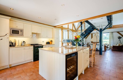 Itchenor Cottage | The Boat House by inspirestays-com - a luxury cottage sleeping 2 guests in 1 bedroom