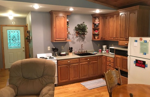 Ray Villa | THE BOONDOCKS @ THE CUT IN THE HILL CHALETS