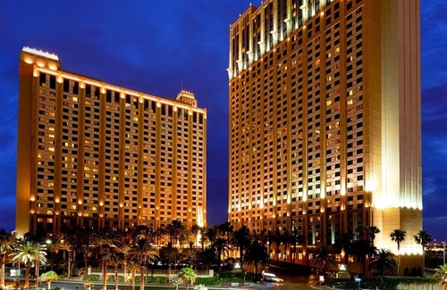 Las Vegas Apartment | The Boulevard - Hilton 2 Bedroom