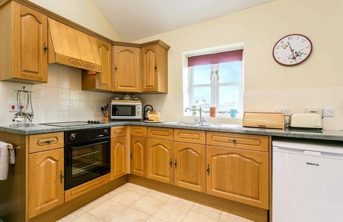Littlebredy Cottage | The Brambles - one bedroom Country Cottage near Dorset Coast.