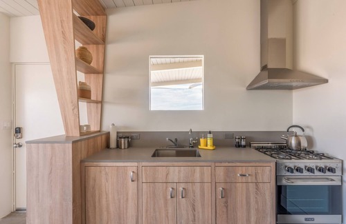 Joshua Tree Hotel | The Bungalows by Homestead Modern at The Joshua Tree Retreat Center