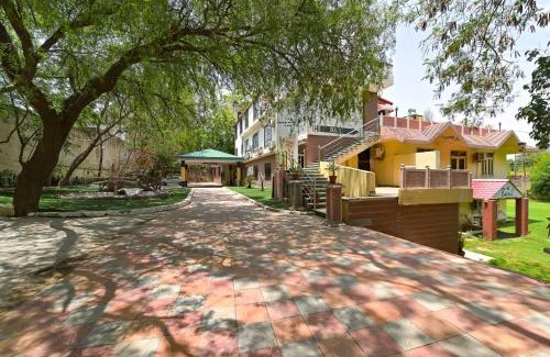 Shyam Nagar Resort | The Byke Grassfield Resort with Outdoor Pool, Shyam Nagar, Jaipur