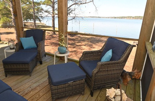 Merritt House | The "C" Hammock–Your Relaxing Bay River Getaway