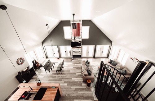 Hyner House | The Cabin at Slate Run