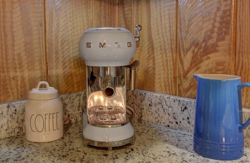 Clayton Cabin | The Cabin @ Possum Trot- A Rustic Chic Escape