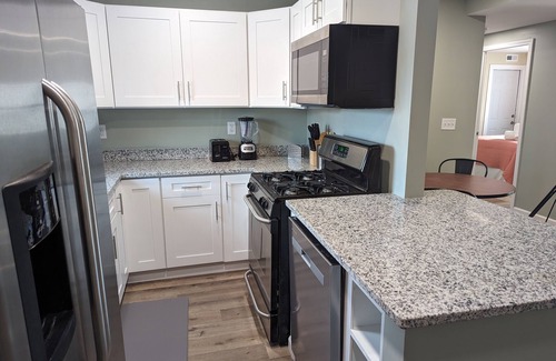 Lewis Center Other | The Calico Cottage - Fire Pit - Hot Tub