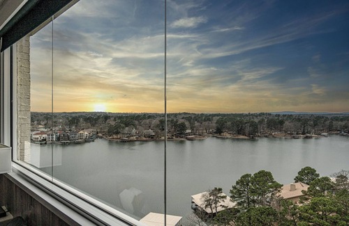 Mid America Condo | The Captain's Penthouse