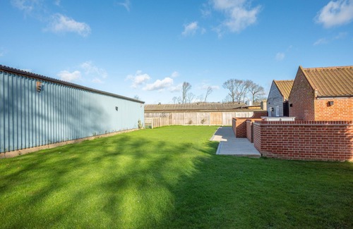 Chedgrave House | The Cart Lodge - Two Bedroom House, Sleeps 4