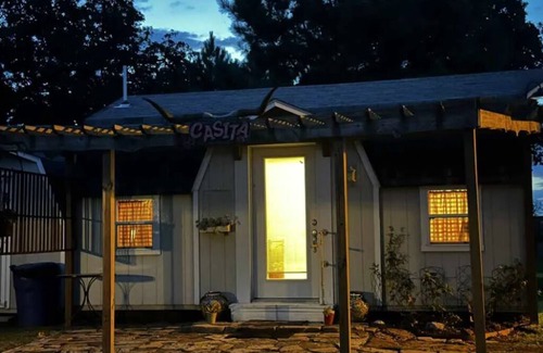 Jeddo Cabin | The Casita