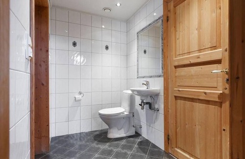 Beitostolen House | The Cave In