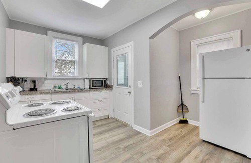 Columbus House | The Champion Abode Su