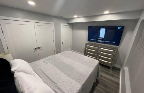 Paterson Apartment | The Charming Suite - 1BR close to NYC