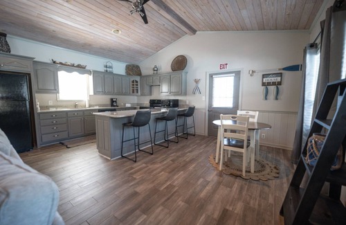 Moultrie Villa | The Charming Villa A, Poolhouse, and Amazing Lake Views Await.