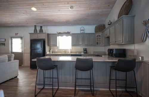 Moultrie Villa | The Charming Villa A, Poolhouse, and Amazing Lake Views Await.