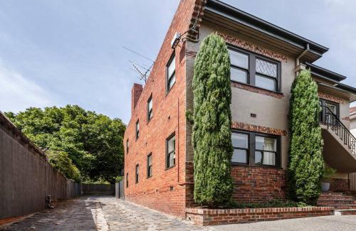Prahran House | The Chatsworth Collection - A Contemporary Triplex