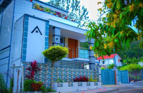 Yercaud Apartment | The Chendur Grand