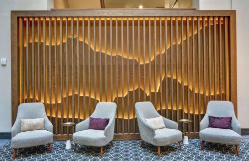 Downtown Cincinnati Hotel | The Cincinnatian Curio Collection by Hilton