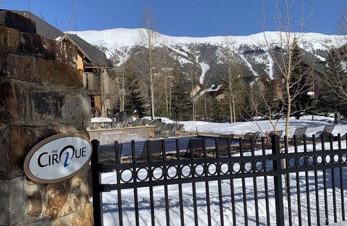 Copper Mountain Village Condo | The Cirque - Luxury 3BR/3BA 1800 Sf Condo & 2 Heated Pools!