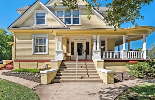 Phillips House | The Clary House Home of the Texas A&M Aggies