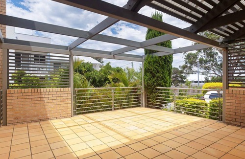 Soldiers Point Apartment | The Clippers, 3/131 Soldiers Point Road - fabulous waterfront unit