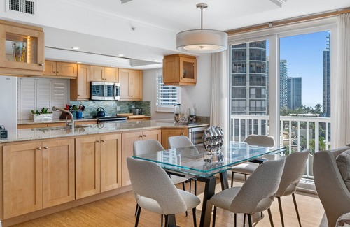 Park Shore Condo | The Club at Naples Cay 501