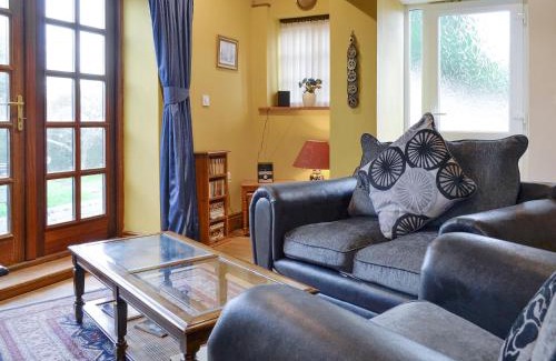 Betws yn Rhos House | The Coach House At Old Vicarage Cottage