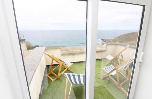 Penzance House | The Coach House
