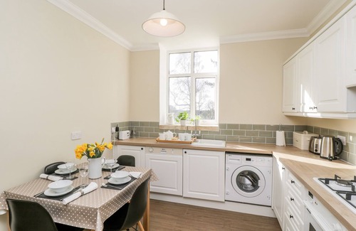 Box Cottage | THE COACH HOUSE, pet friendly, with open fire in Minchinhampton
