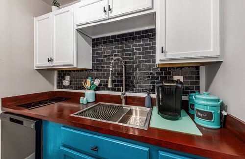 West Ashley House | The Coastal Retreat - The Perfect Couples Getaway