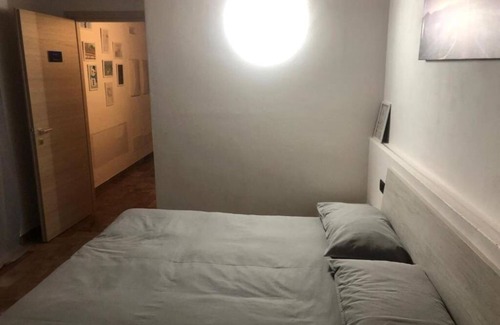 Esine Bed & Breakfast | The Color Tower - Vittorio and Tania