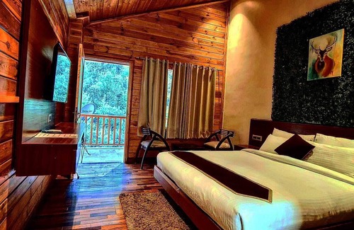 Lansdowne Hotel | The Corbett Downtown Resort