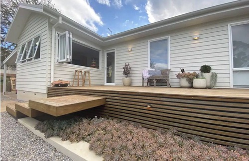 Mittagong House | The Cottage at Arcadia - Luxurious Country Escape.