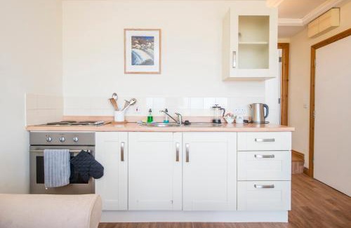 Dinas Cross House | The Cottage