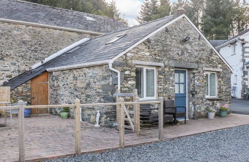 Penny Bridge Cottage | THE COTTAGE, pet friendly, character holiday cottage in Ulverston