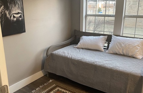Spur House | The Cottages; 2021 Completely Remodeled!