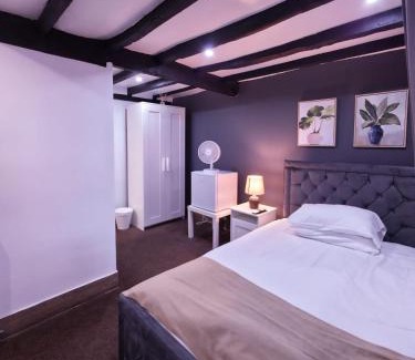 Astwick Hotel | The Courtyard Lodge