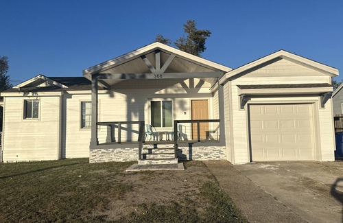 Bunkers Cove House | The Cove 308