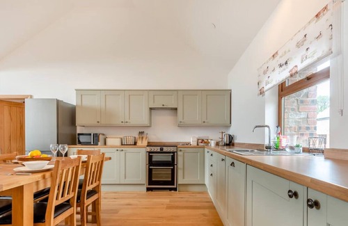 Llangadog House | The Cow Shed - Green Grove