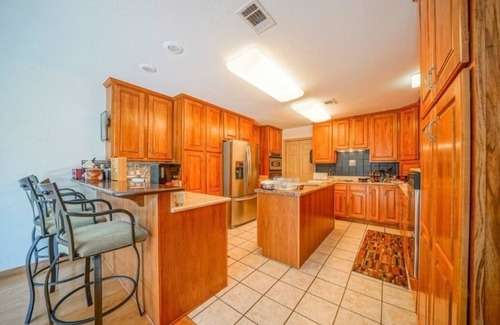 Mountain Pine Cottage | THE COZY COTTAGE LAKE HAMILTON ~ Now booking Fall 2025
