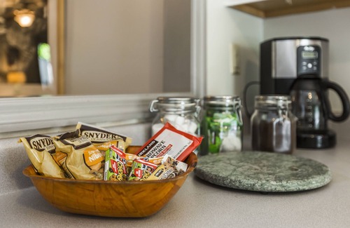 Woodward Heights House | The Cozy Downtown Townhouse