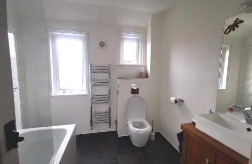 Northfield House | The Cozy Nest - West London